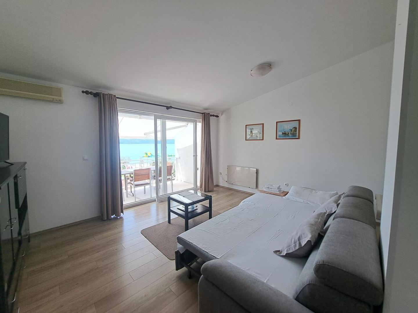 Apartment Rajna Biograd Na Moru Exteriör bild