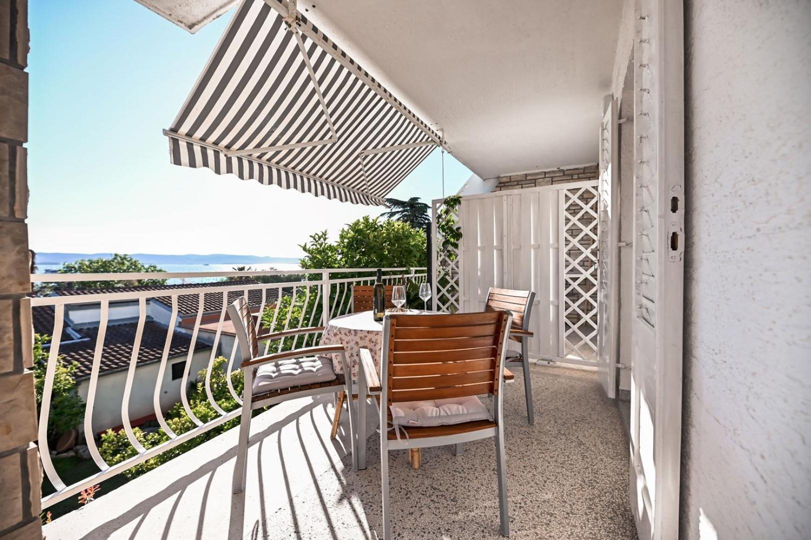 Apartment Rajna Biograd Na Moru Exteriör bild