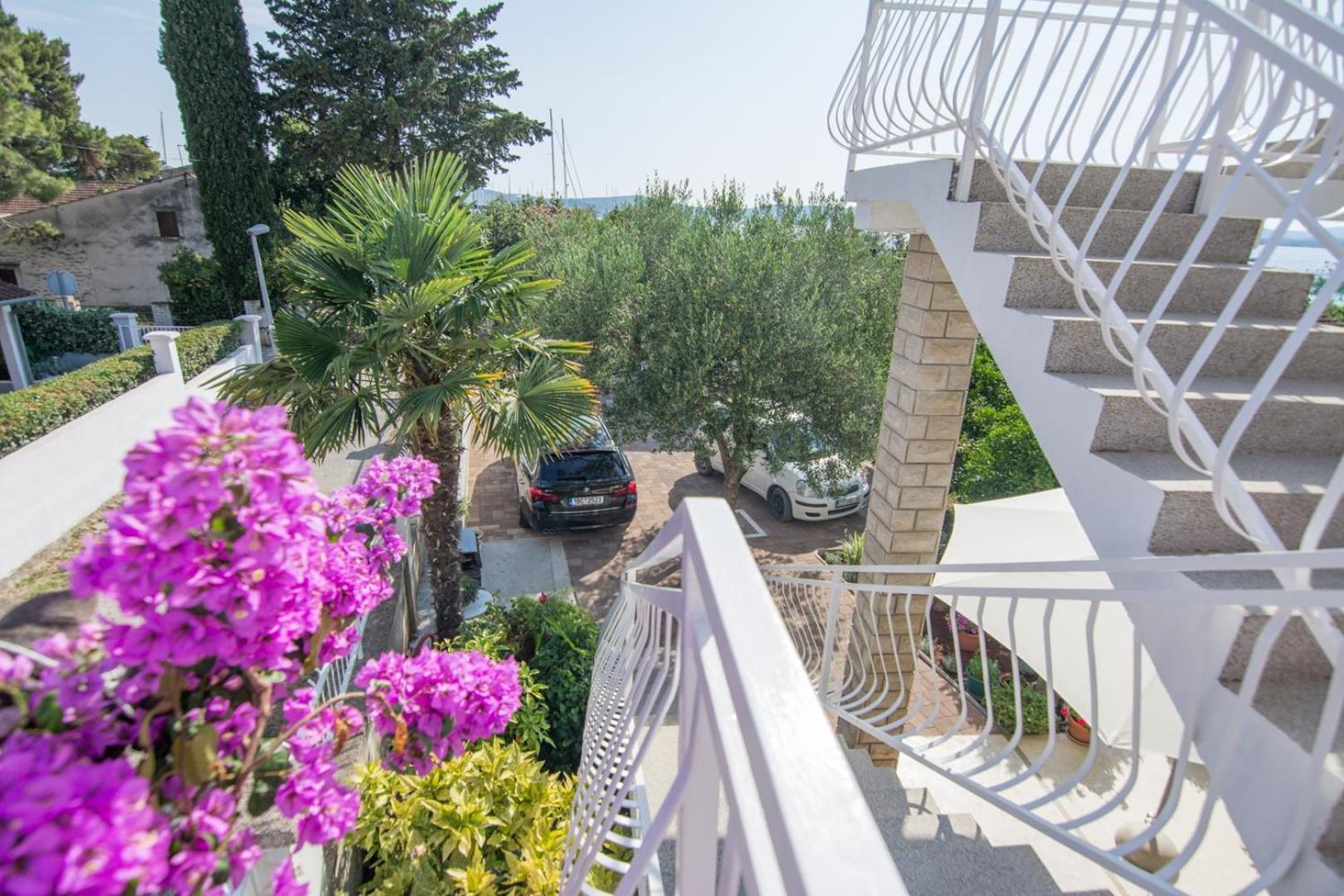 Apartment Rajna Biograd Na Moru Exteriör bild