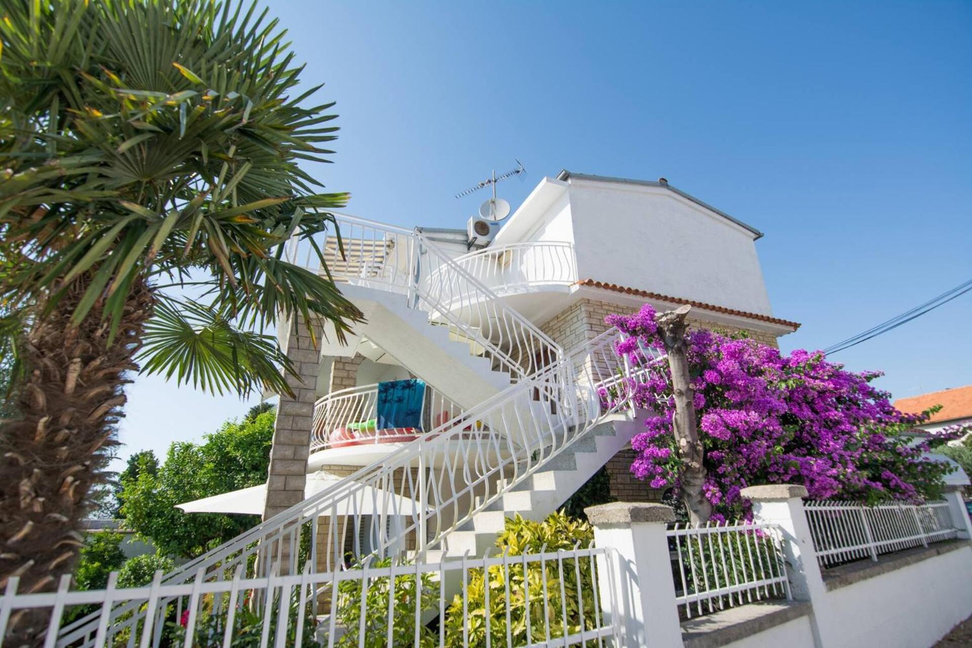 Apartment Rajna Biograd Na Moru Exteriör bild