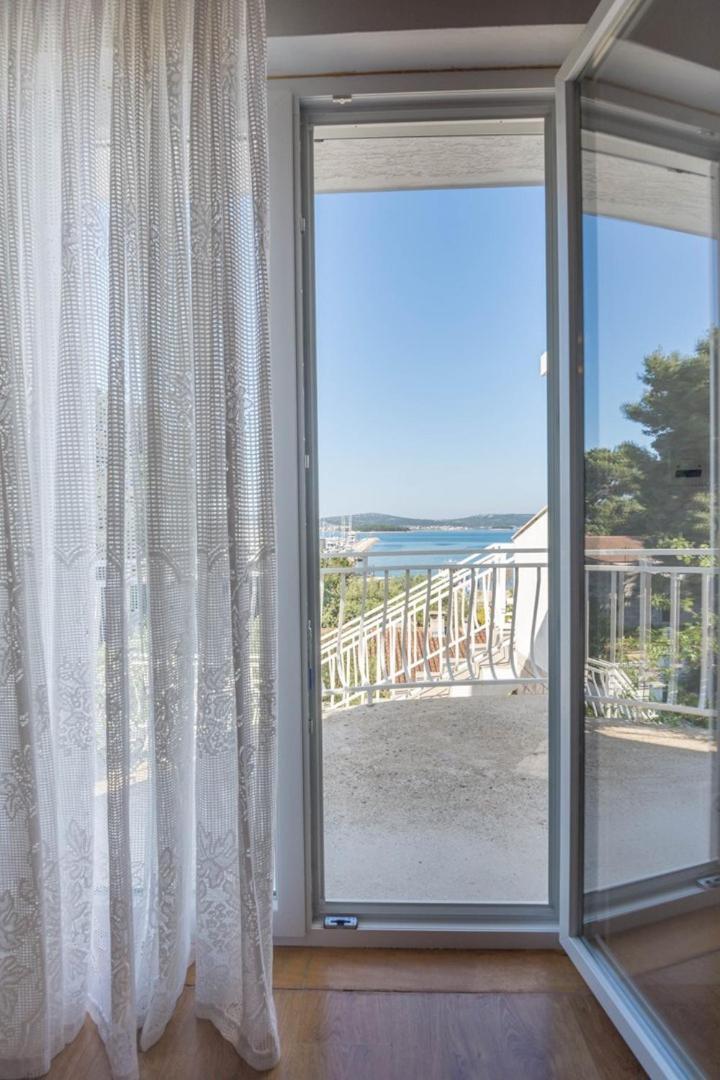 Apartment Rajna Biograd Na Moru Exteriör bild